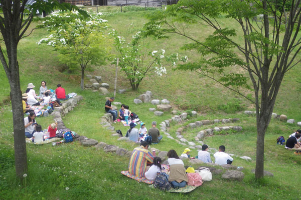 石積み劇場